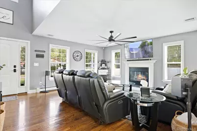 48 Sunrise Drive, Sound Beach, NY 11789 - Photo 9