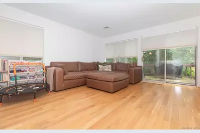 16 Top Of The Ridge #A13, Mamaroneck, NY 10543 - Photo 7