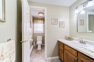 618 Hasbrouck Rd, Woodbourne, NY 12788 - Photo 13