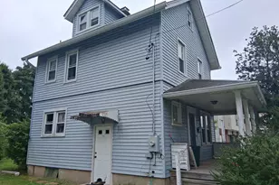 26 High St, Roslyn Heights, NY 11577 - Photo 3