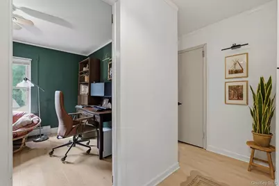 164 Woodland Avenue, Pearl River, NY 10965 - Photo 17