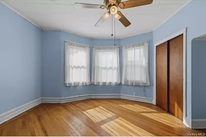 75-35 60th Place, Glendale, NY 11385 - Photo 9