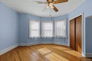 75-35 60th Pl, Glendale, NY 11385 - Photo 9