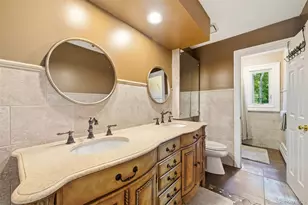 2 White Cap Ct, Lloyd Harbor, NY 11743 - Photo 21
