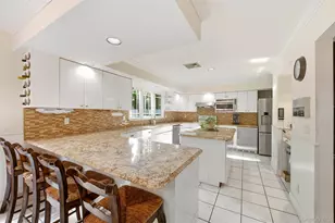 2 White Cap Ct, Lloyd Harbor, NY 11743 - Photo 11
