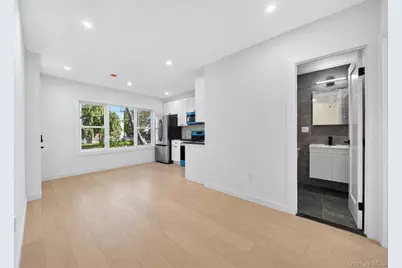 93-07 69th Avenue, Forest Hills, NY 11375 - Photo 5