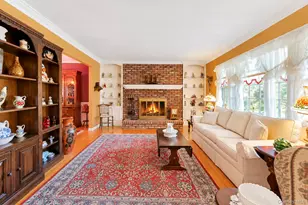 2306 Pine Ave, Ronkonkoma, NY 11779 - Photo 9