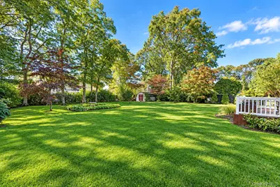 2306 Pine Avenue, Ronkonkoma, NY 11779 - Photo 41