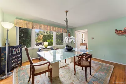 16 Cadillac Drive, New Rochelle, NY 10804 - Photo 7