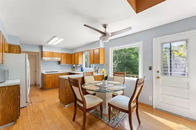 16 Cadillac Drive, New Rochelle, NY 10804 - Photo 9