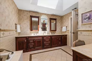 144 The Crescent Crescent, Roslyn, NY 11577 - Photo 27