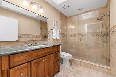 144 The Crescent Crescent, Roslyn, NY 11577 - Photo 33