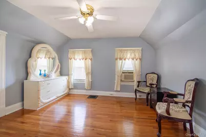 17 Lake Avenue, Yonkers, NY 10703 - Photo 23