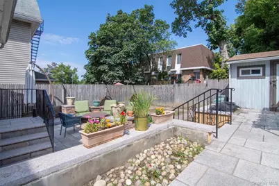17 Lake Avenue, Yonkers, NY 10703 - Photo 29