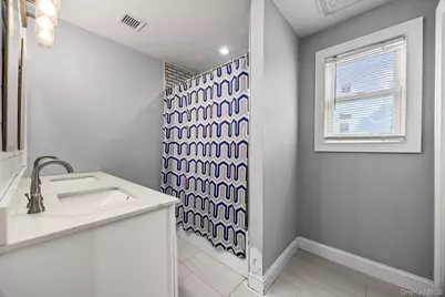 77 Kenny Avenue, Merrick, NY 11566 - Photo 25