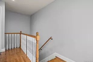 77 Kenny Ave, Merrick, NY 11566 - Photo 19