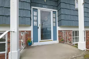 245 N Fulton Ave, Lindenhurst, NY 11757 - Photo 3