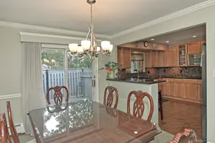 245 N Fulton Ave, Lindenhurst, NY 11757 - Photo 7