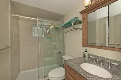 245 N Fulton Avenue, Lindenhurst, NY 11757 - Photo 23