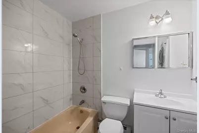 8731 57th Road #107, Elmhurst, NY 11373 - Photo 17