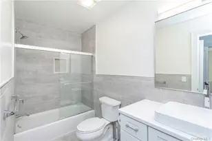 121 Fisher Ave, White Plains, NY 10606 - Photo 17