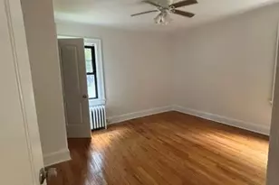 40 Oakwood Rd, Huntington, NY 11743 - Photo 9