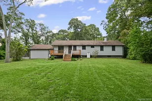 3 Alamo Dr, Farmingville, NY 11738 - Photo 29