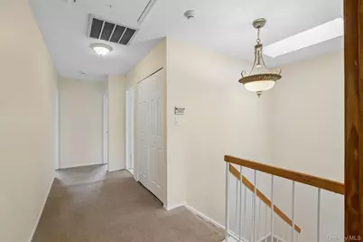 87 Northgate Circle, Melville, NY 11747 - Photo 13