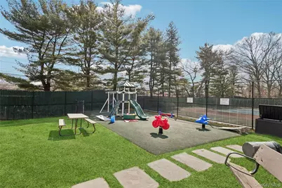 87 Northgate Circle, Melville, NY 11747 - Photo 37