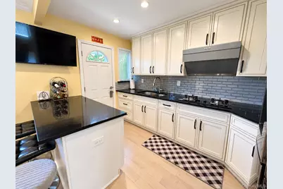 14-82 212 Street #122, Bayside, NY 11360 - Photo 15