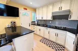 14-82 212th St, Bayside, NY 11360 - Photo 15