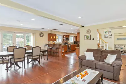 24 Frank Street, Smithtown, NY 11787 - Photo 13