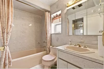 163-68 25th Avenue, Whitestone, NY 11357 - Photo 13