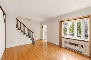 163-68 25th Ave, Whitestone, NY 11357 - Photo 3