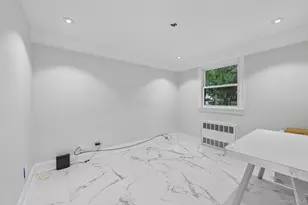 850 Oliver St, Woodmere, NY 11598 - Photo 37
