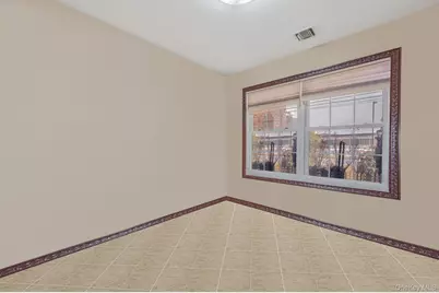 120 Waldo Street, Copiague, NY 11726 - Photo 27