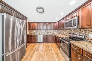 27 Lehigh Ln, Farmingville, NY 11738 - Photo 5