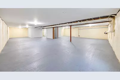 29 East Street, Hicksville, NY 11801 - Photo 41