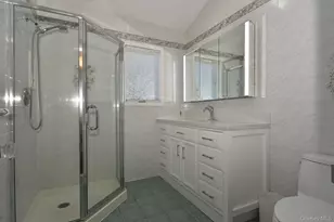 26 Ballad Ln, Hicksville, NY 11801 - Photo 21