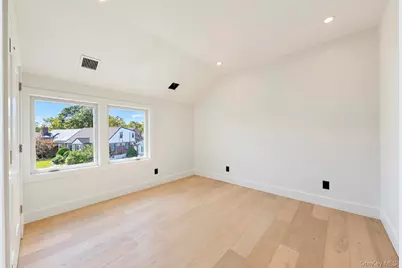 1 Garland Lane, Valley Stream, NY 11581 - Photo 23