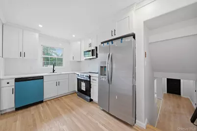 335 Lewis Avenue, Yorktown Heights, NY 10598 - Photo 11