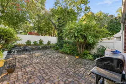 162 Rosedale Road, Yonkers, NY 10710 - Photo 23