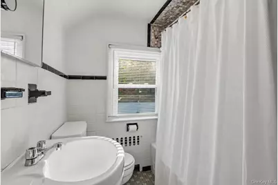 162 Rosedale Road, Yonkers, NY 10710 - Photo 19