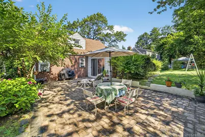 162 Rosedale Road, Yonkers, NY 10710 - Photo 33