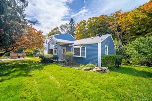 29 Dixon Lake Dr, Mahopac, NY 10541 - Photo 5