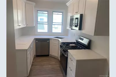 1 Park Avenue # 2, Babylon, NY 11702 - Photo 5