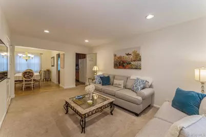 244-25 57th Drive #6G Lower, Douglaston, NY 11362 - Photo 5