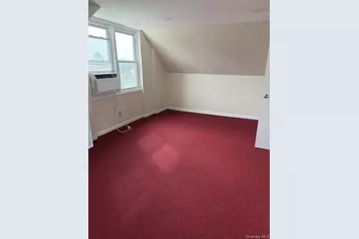 916 Center Drive, Franklin Square, NY 11010 - Photo 11