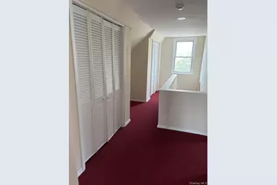 916 Center Drive, Franklin Square, NY 11010 - Photo 9