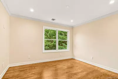 4 Corin Court, Syosset, NY 11791 - Photo 21